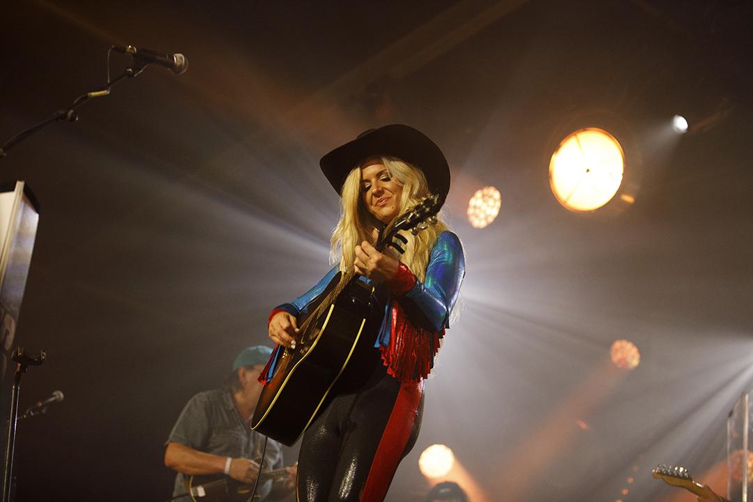 Concert Kinsey Rose Country